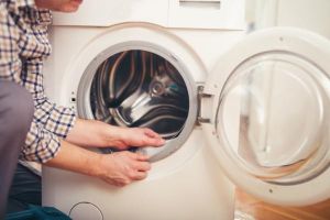 Hundehaare entfernen - Waschmaschinentrommel von Hundehaaren reinigen